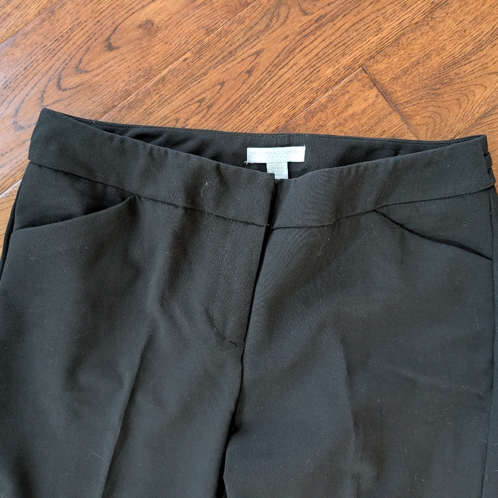 EUC New York & Company Black Trousers Pants Slacks Cuffed Size 4 Average Length - Picture 10 of 10